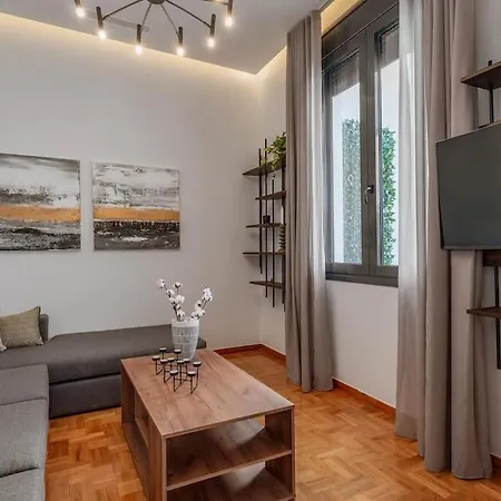 Perth Luxury Living, Athens
